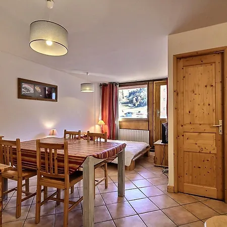 Apartment Renove 2 Pieces, Balcon Sud, Au Pied Des Pistes, Proche Commerces - Fr-1-455-56 *